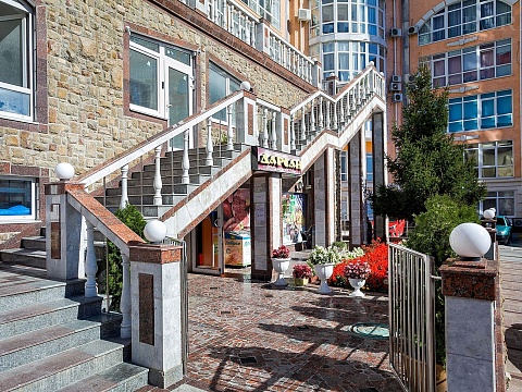 Продаётся видовая двухуровневая квартира в Жилом комплексе Бизнес-класса «Дарсан-Палас». Площадь 104 м2.